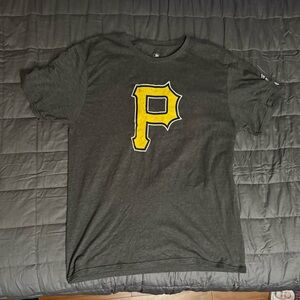 VINTAGE DISTRESSED PITTSBURGH PIRATES JERSEY TEE